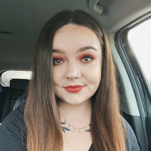 Meet your Posher, Madi